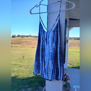 No boundaries blue & white tie-dye tank